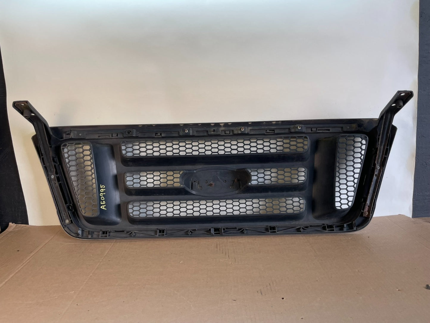 2004 to 2008 Ford F150 F-150 Front Upper Grill Grille AG0995 DG3