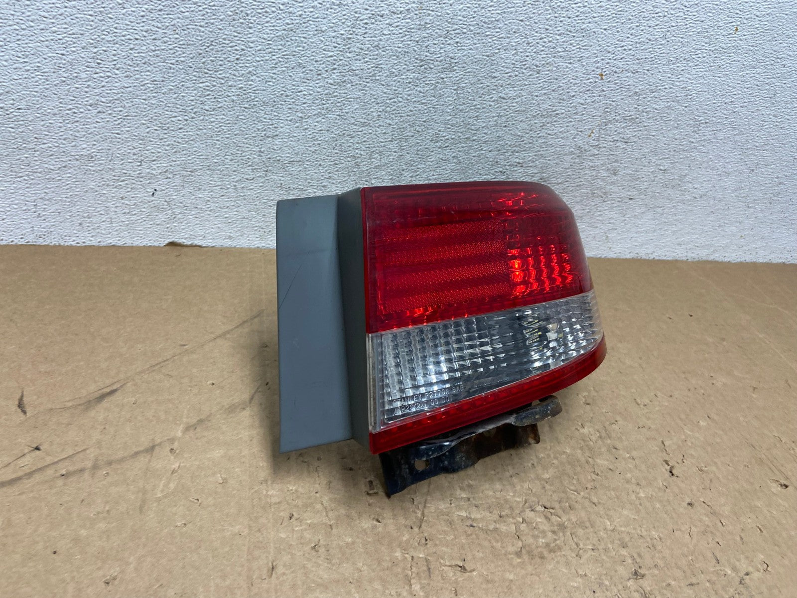 2003 to 2004 Honda Accord Sedan Right Passenger Rh Side Tail light AG1161 LK2