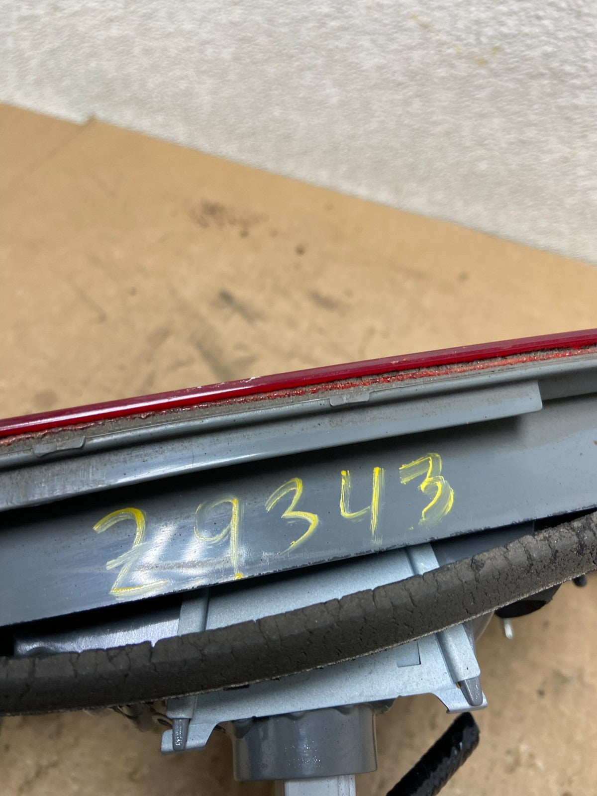 2005 2006 2007 Honda Odyssey Inner Right Passenger RH Tail Light Z9343 DW6