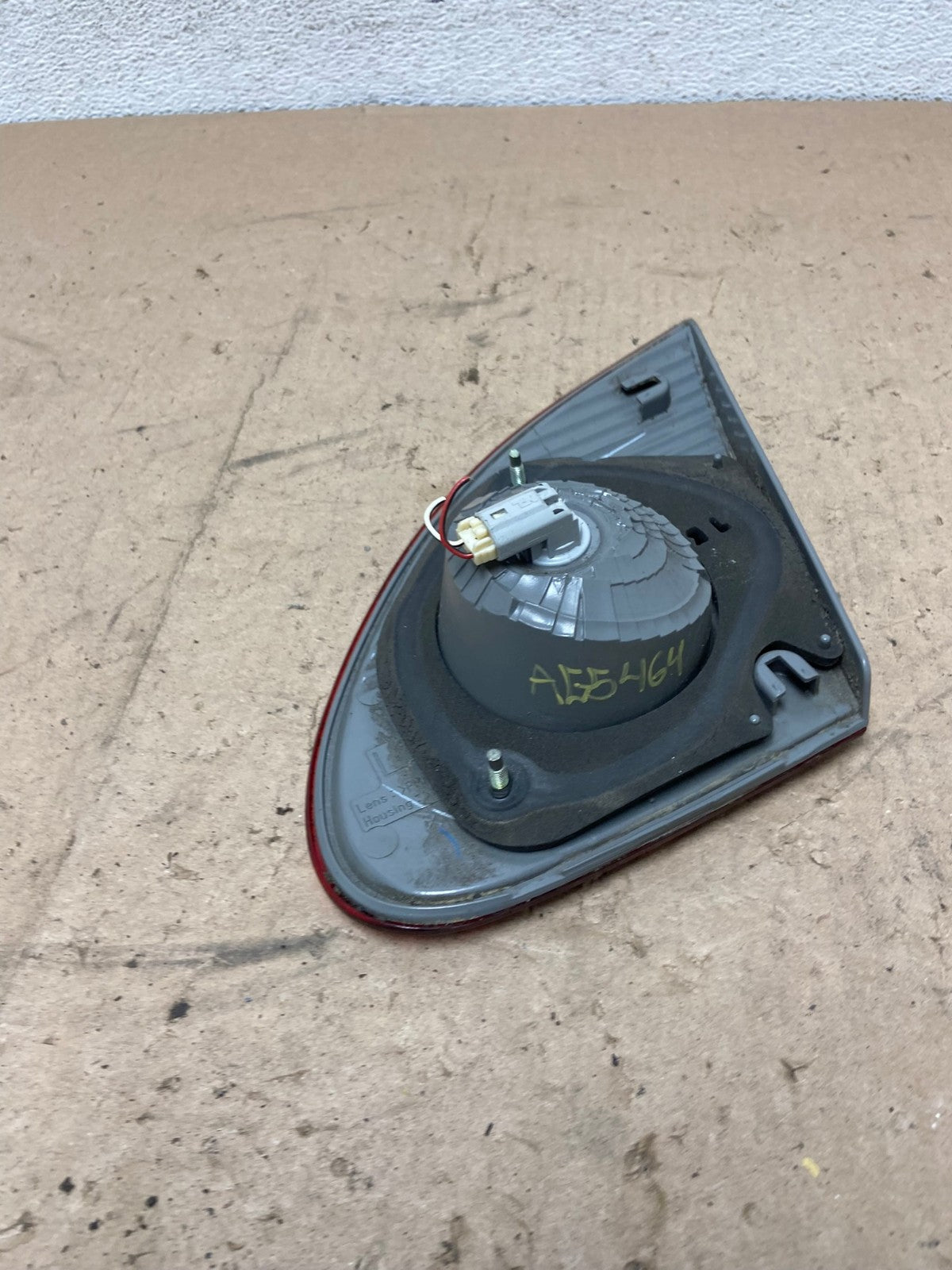 2003 - 2008 Toyota Corolla Inner Left Driver Lh Side Tail Light AG5464 LK4