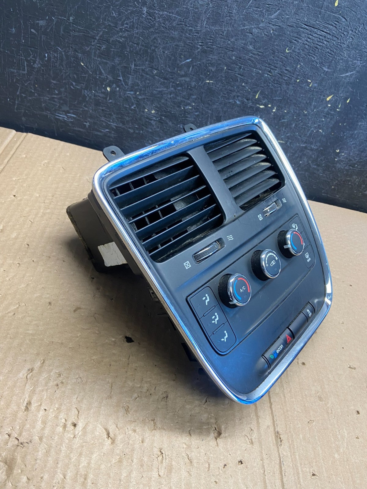 2011-2016 Dodge Grand Caravan Temperature Climate Control AC Heater AF6347 DG2