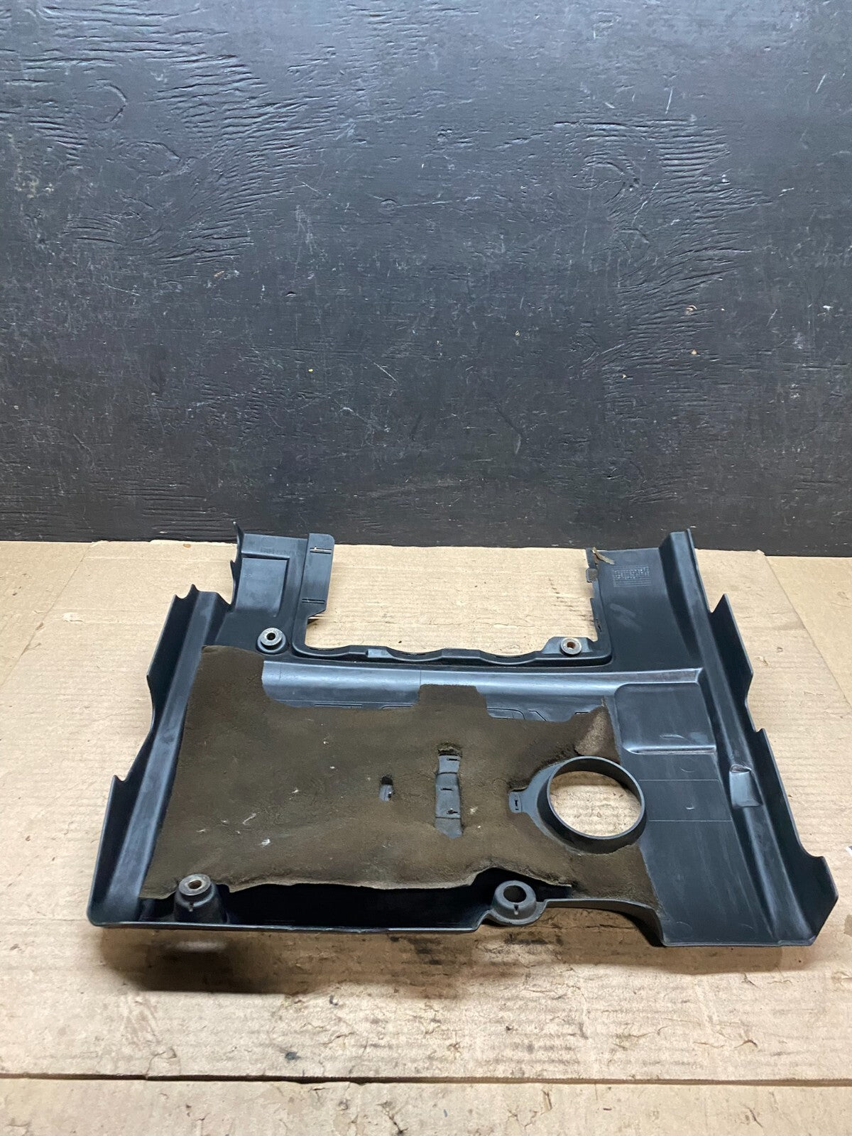 2004 to 2008 Nissan Maxima 3.5L Engine Cover G8181 PS4