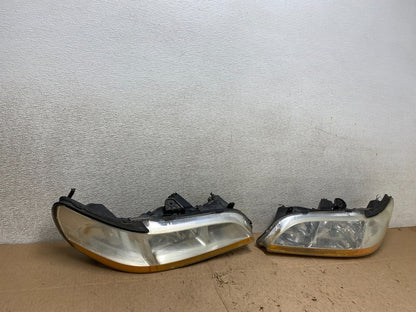 1998 to 2002 Honda Accord Left+Right Set Side Headlights W2965 DW2