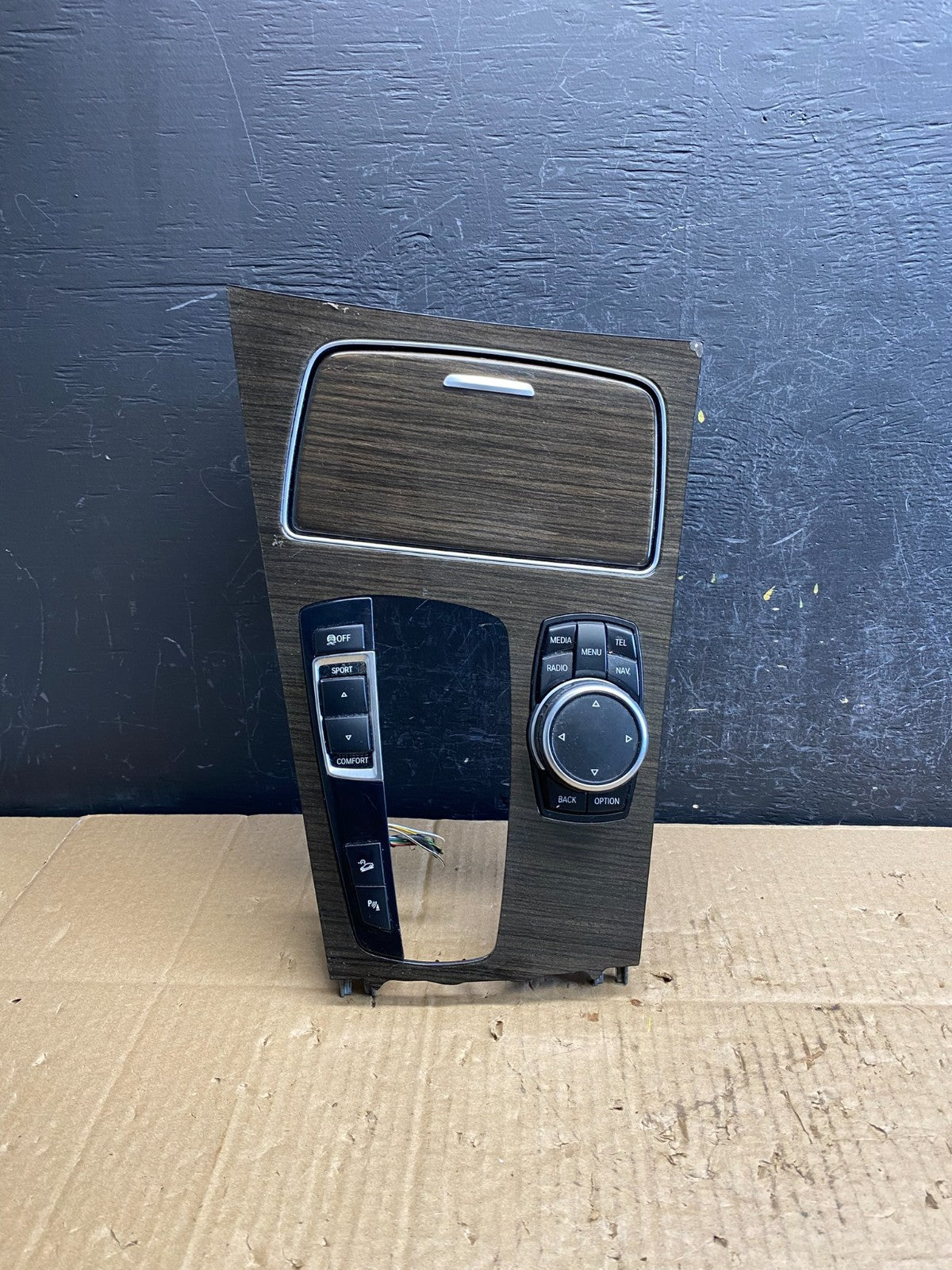2009 to 2015 BMW F01 740i 750i Center Console Wood Trim Mode Switches AC9615 DG0