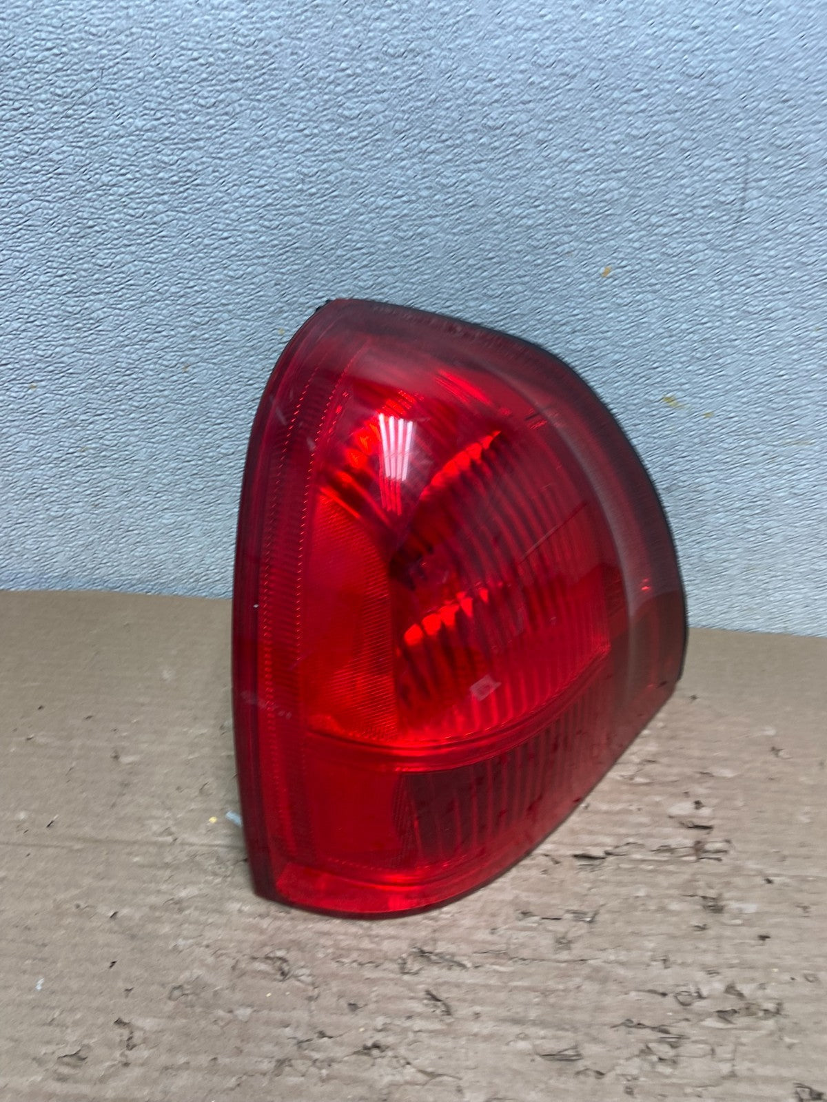 2003 to 2011 Lincoln Town Car Left Driver Lh Side Tail Light OEM AB1631 DW2