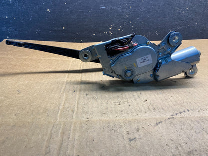 2004 to 2010 BMW X3 E83 Rear Windshield Wiper Motor OEM ab3787  DG5