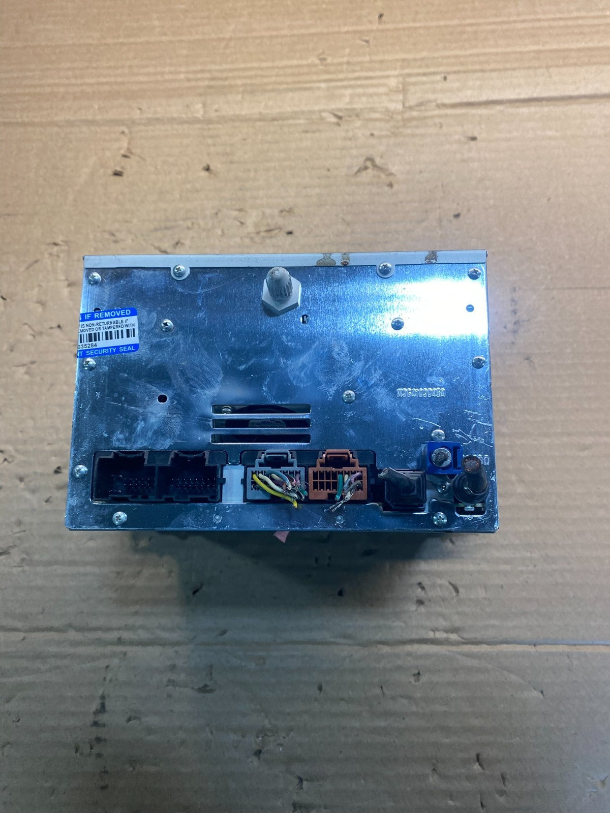 2012-2014 Chevrolet Tahoe AM FM Radio CD Player w Aux Bluetooth ab0299 DG5