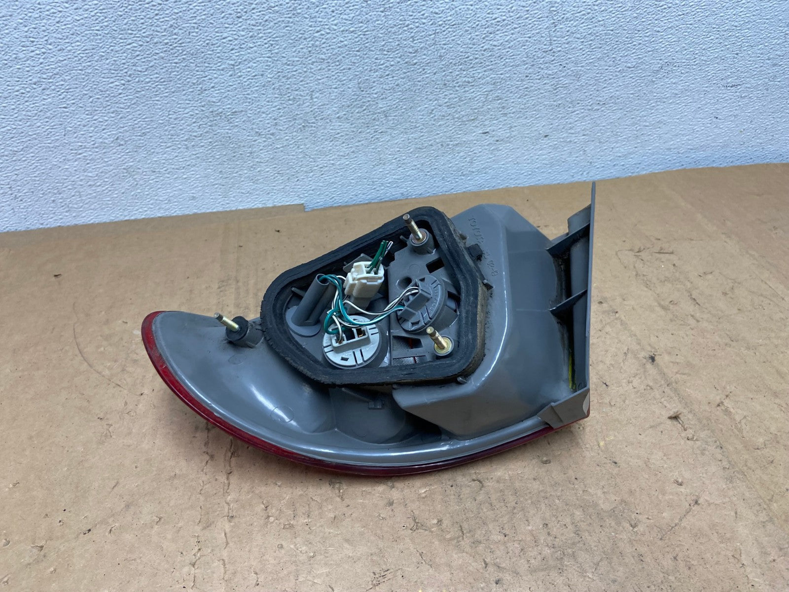 1998 1999 2000 Toyota Corolla Left Driver Lh Side Tail light AD0604 LK5