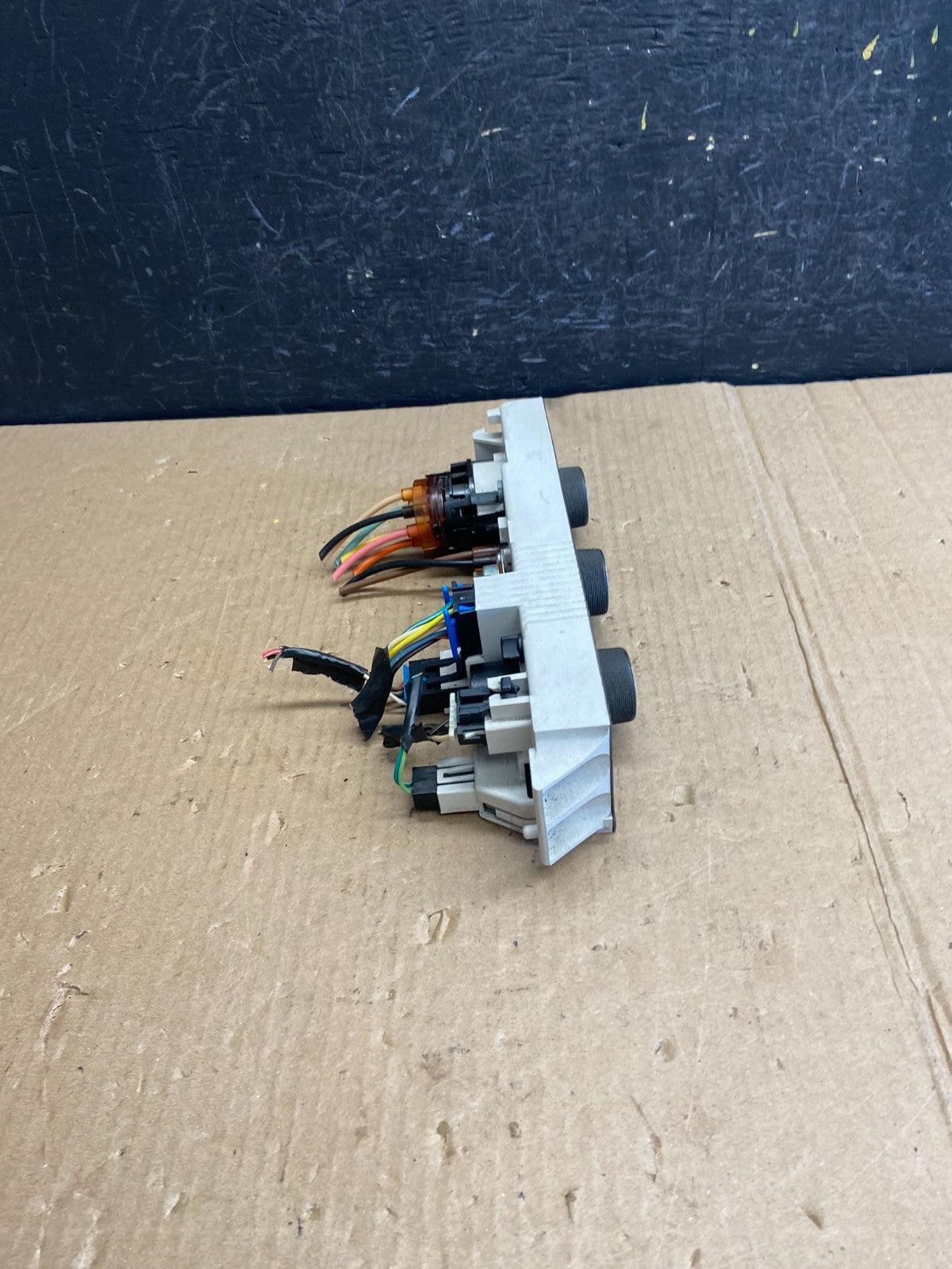 2008-2010 Chevrolet Express 1500 2500 3500 Climate Control Panel AE4252 DG1