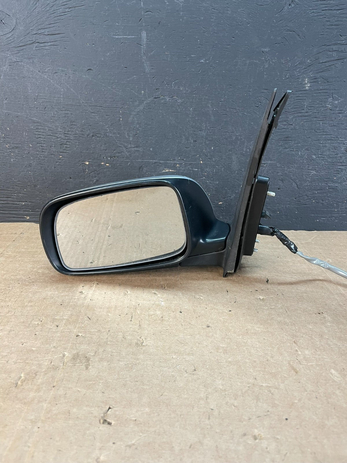 2004 to 2009 Toyota Prius Left Driver LH View Door Mirror AE8512 DW9