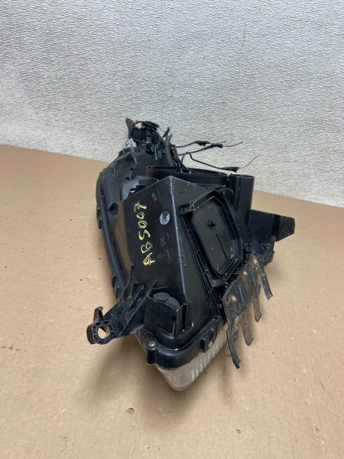 2006 - 2009 Toyota Prius Right Passenger Rh Side Headlight Halogen AB5007 DW8