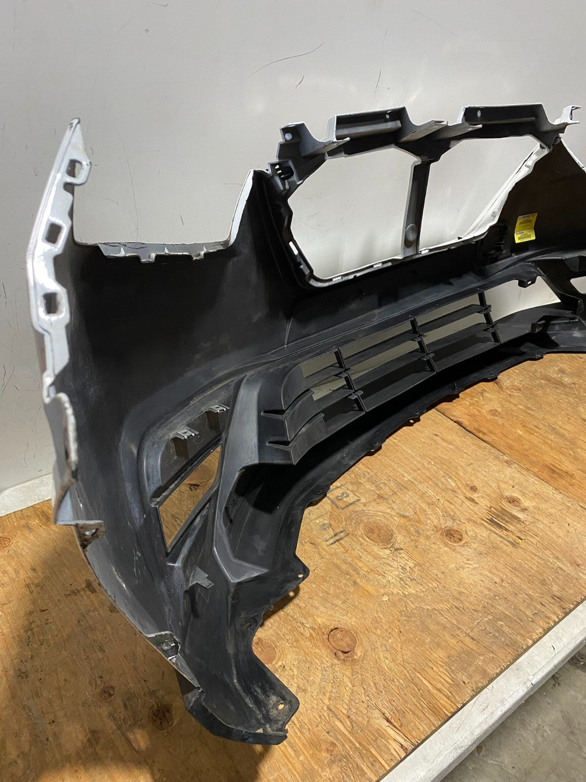 2016 to 2017 Nissan Kicks Front Bumper Cover Q127813