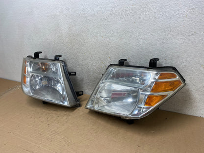 2008 to 2012 Nissan Pathfinder Halogen Headlights Left+Right AH9432 DW1