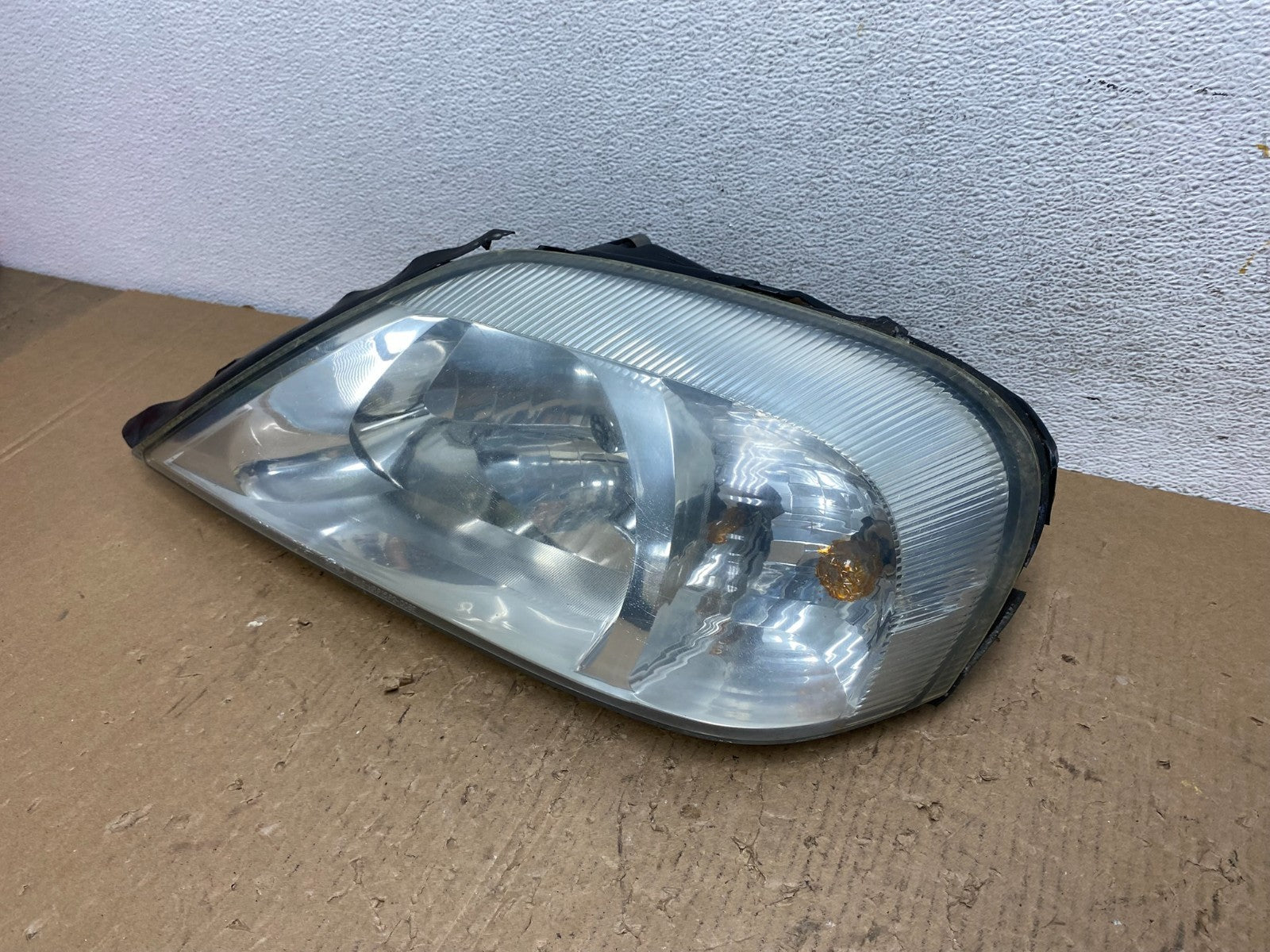 2000 to 2005 Mercury Sable Left Driver LH Side Halogen Headlight AD8797 DW1