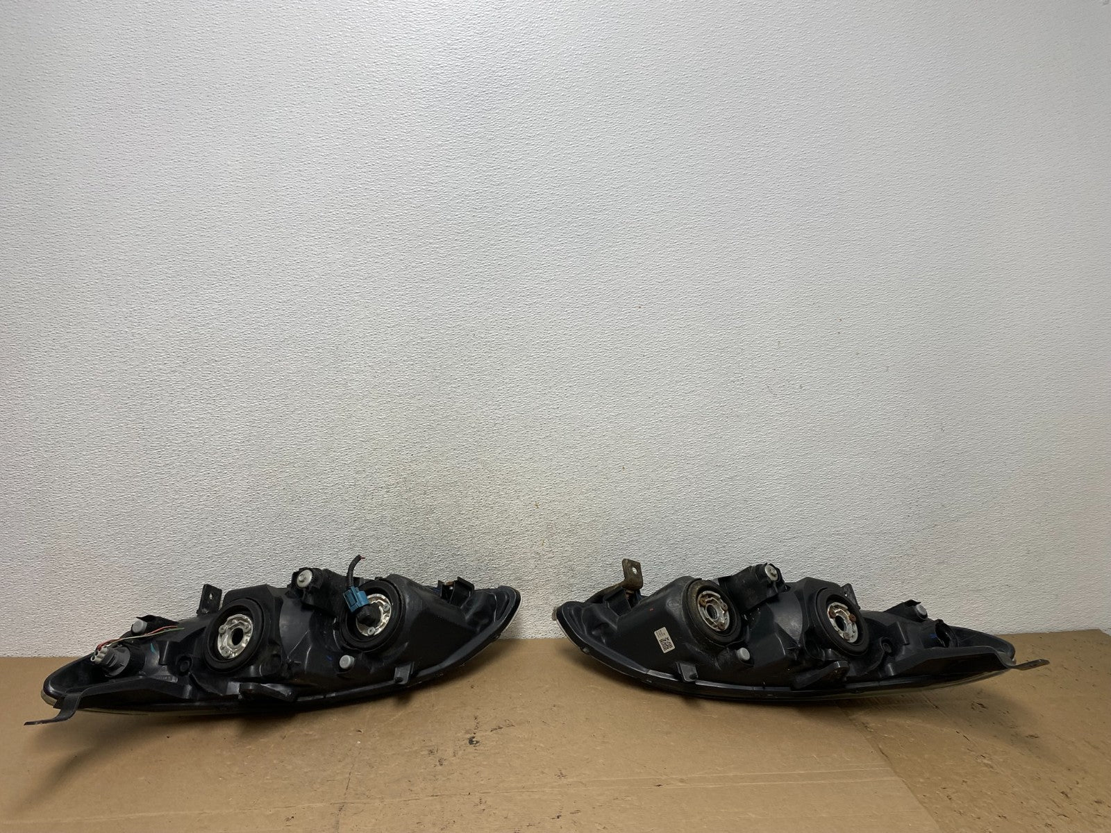 2004 to 2005 Honda Civic Left+Right Set Side Headlights AF4629 DW7