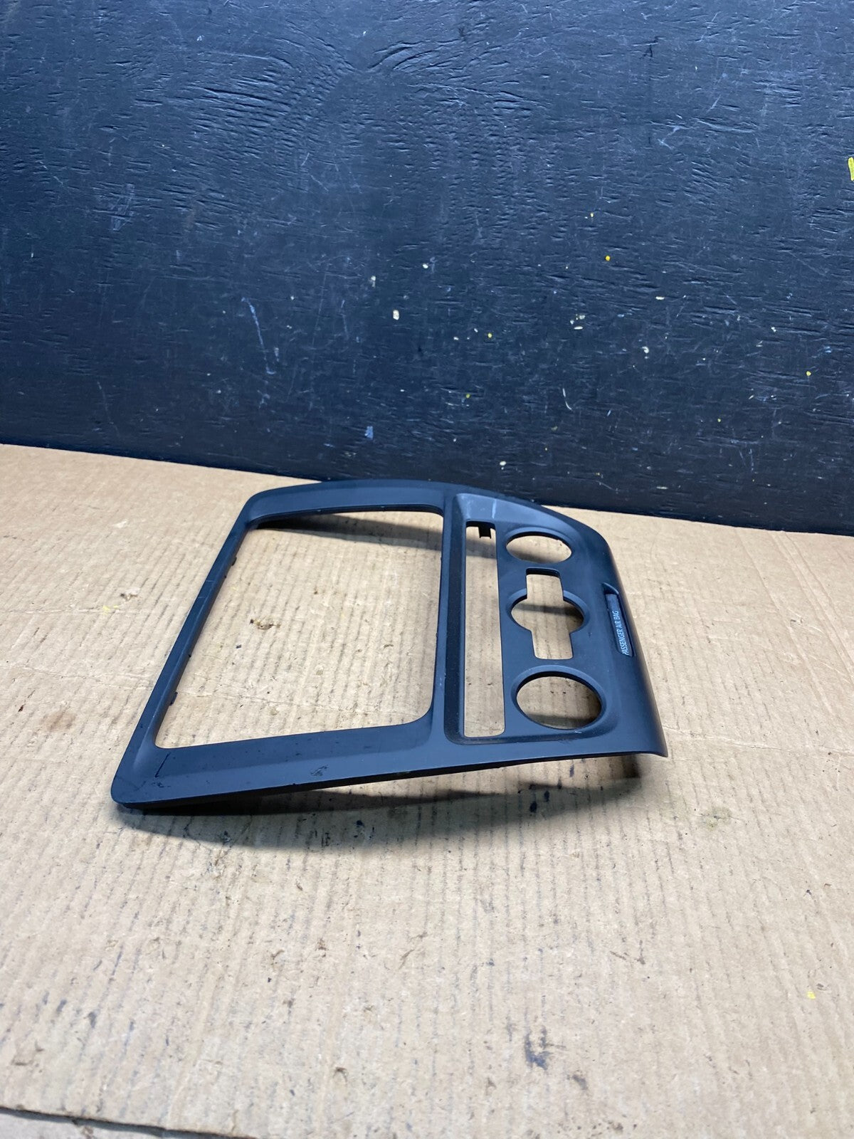 2011 to 2014 Volkswagen Jetta Panel Radio Climate Control Bezel Trim M4541 DG4