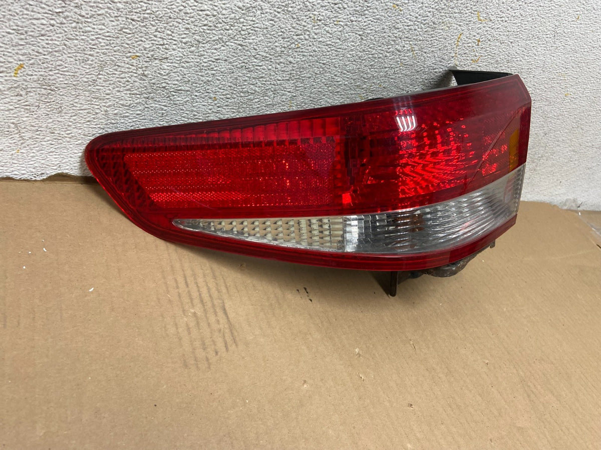 2003 to 2004 Honda Accord Sedan Left Driver Lh Side Tail light AH2994 LK1