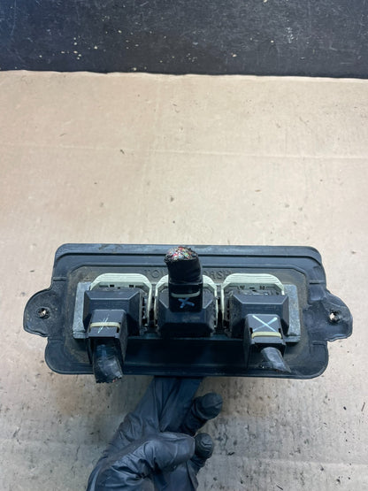 2004 Ford Explorer 4.0L  Engine Control ECU Computer Module OEM s8244 DG1