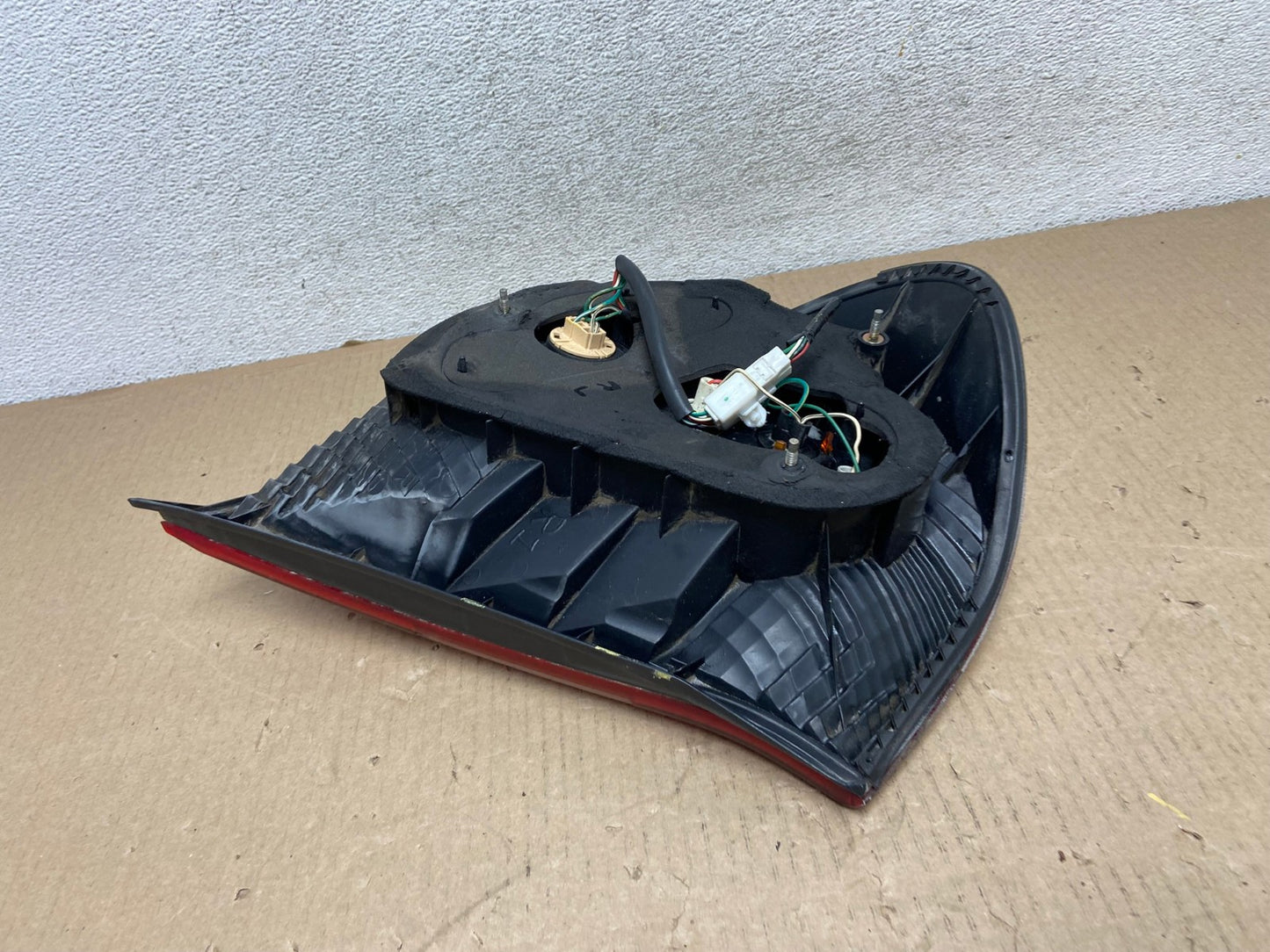 2002 2003 2004 Toyota Camry Tail Light Right Passenger Rh Side AG5936 LK5