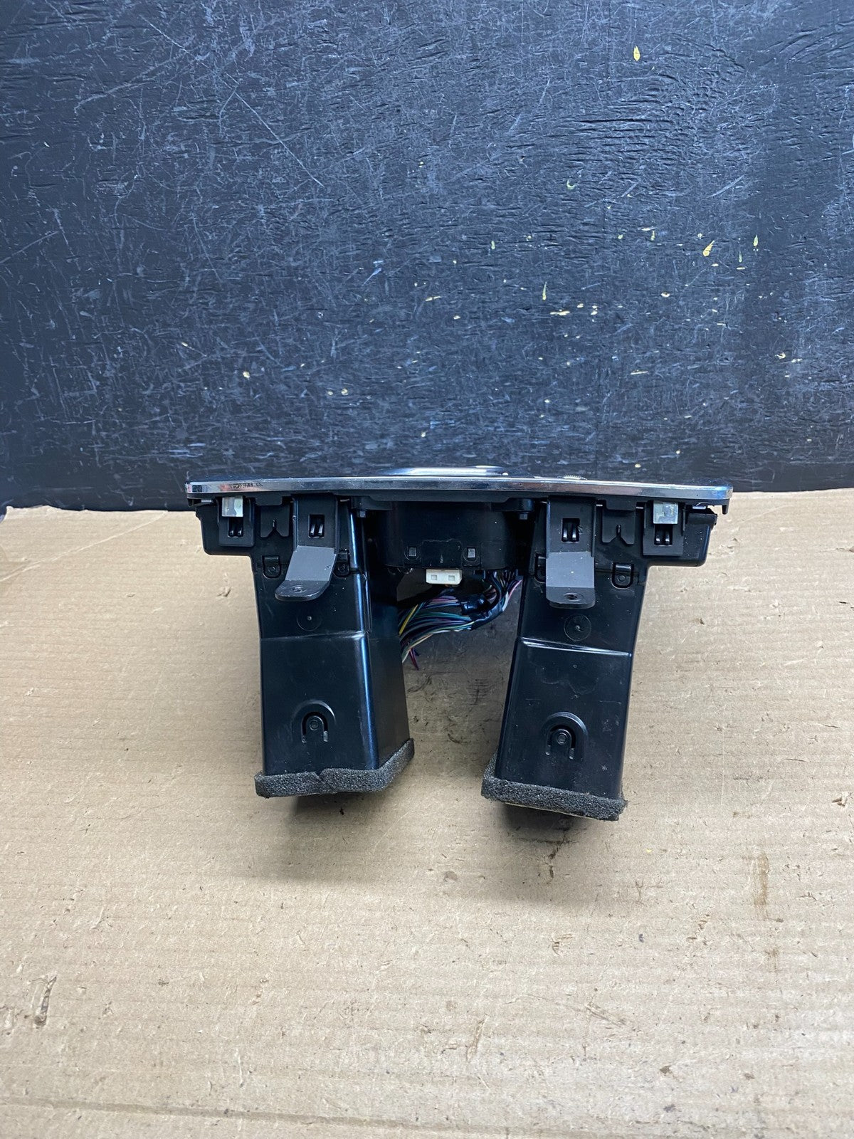 2011-2016 Chrysler Town Country Climate Control Panel Center Dash Trim ah3847 DG3