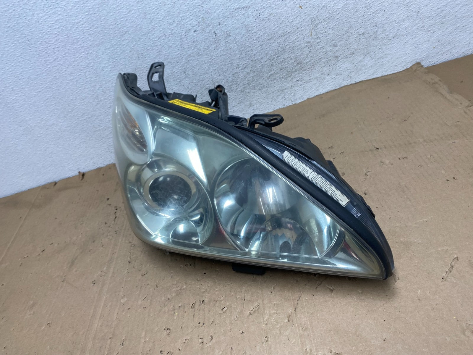 2004 - 2009 Lexus RX330 RX350 Xenon Right Passenger Side Headlight AE9310 DW1
