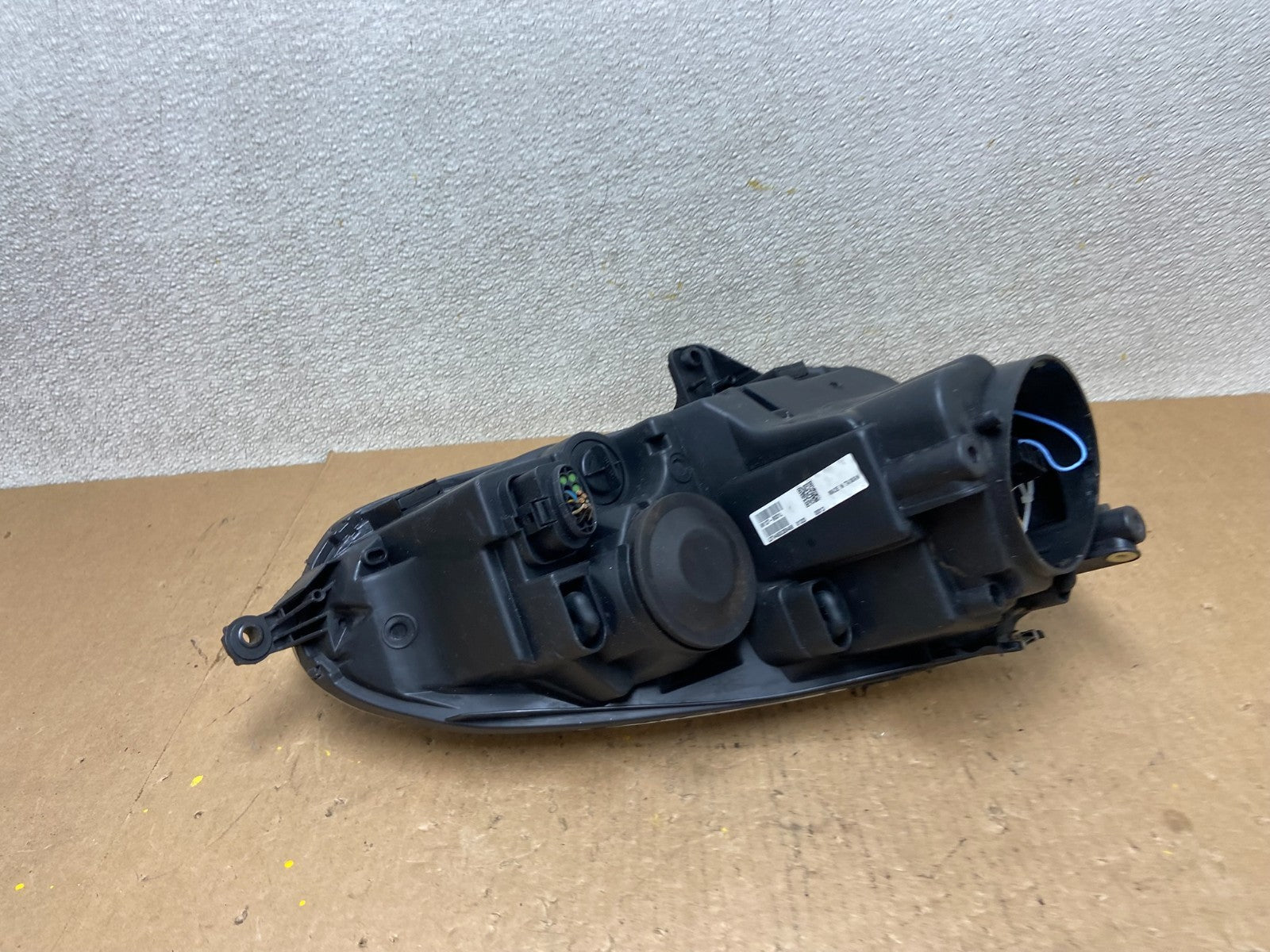 2005 to 2010 Volkswagen Jetta Left Driver LH Side Headlight Halogen Z7875 DW4