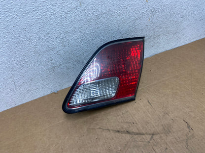 2002 2004 Lexus Es300 Es330 Right Passenger Inner Tail Light AD5994 LK2