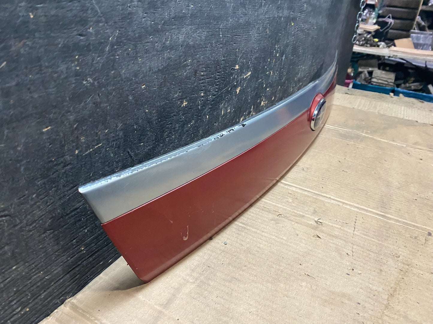 2006 2007 2008 Subaru Forester  Liftgate Tailgate Trunk Trim Molding W2111 DG2