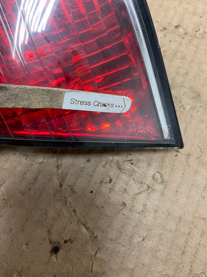 2002 2003 2004 Lexus Es300 Es330 Right Passenger Inner Tail Light AI4740 LK3