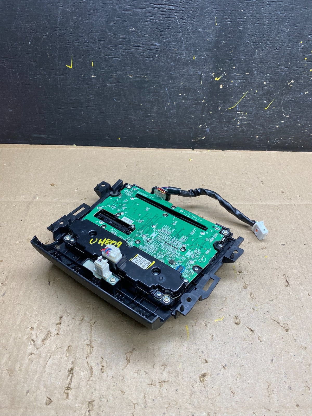 2009 - 2010 Nissan Murano AM FM Radio CD Climate Control Panel u4809 DG4