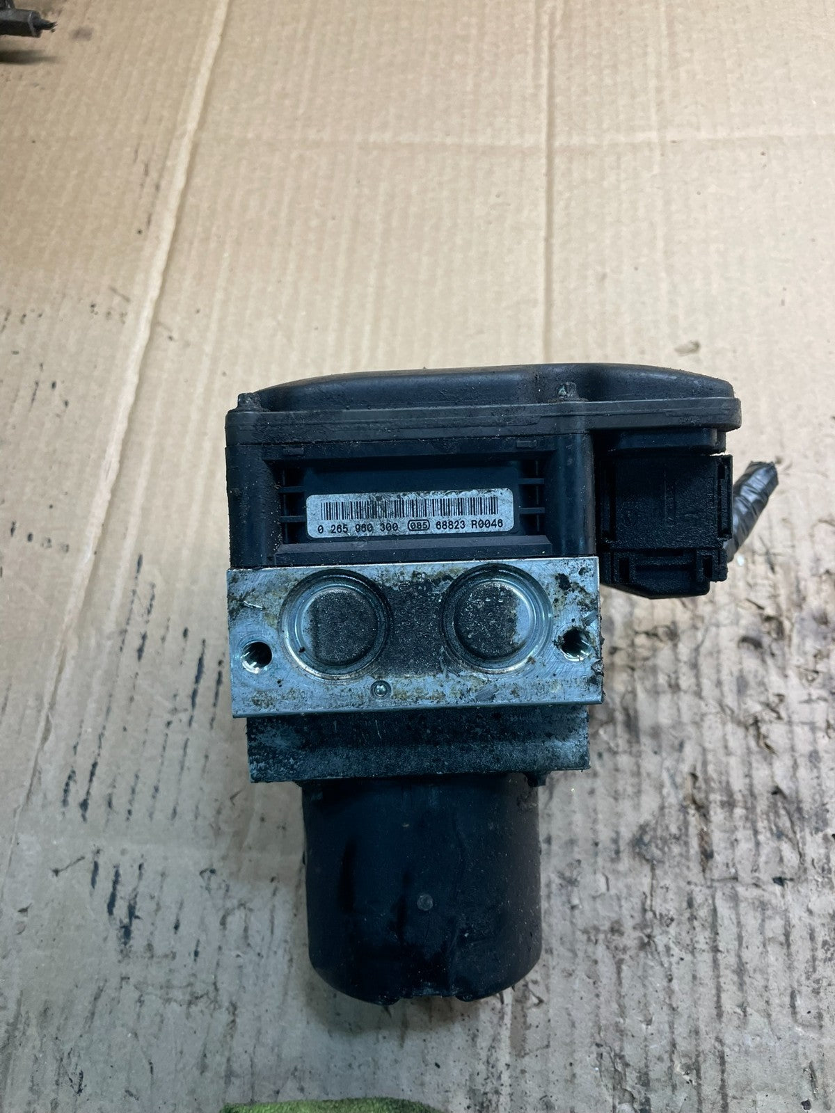 2007 to 2013 BMW X5 E70 ABS Anti-Lock Brake Pump Module OEM x1021 DG3