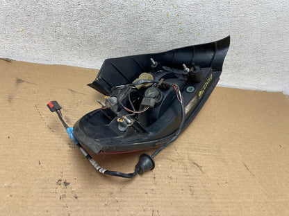 2004 2005 Mercury Sable Right Passenger RH Side Tail Light ah4258 DG7