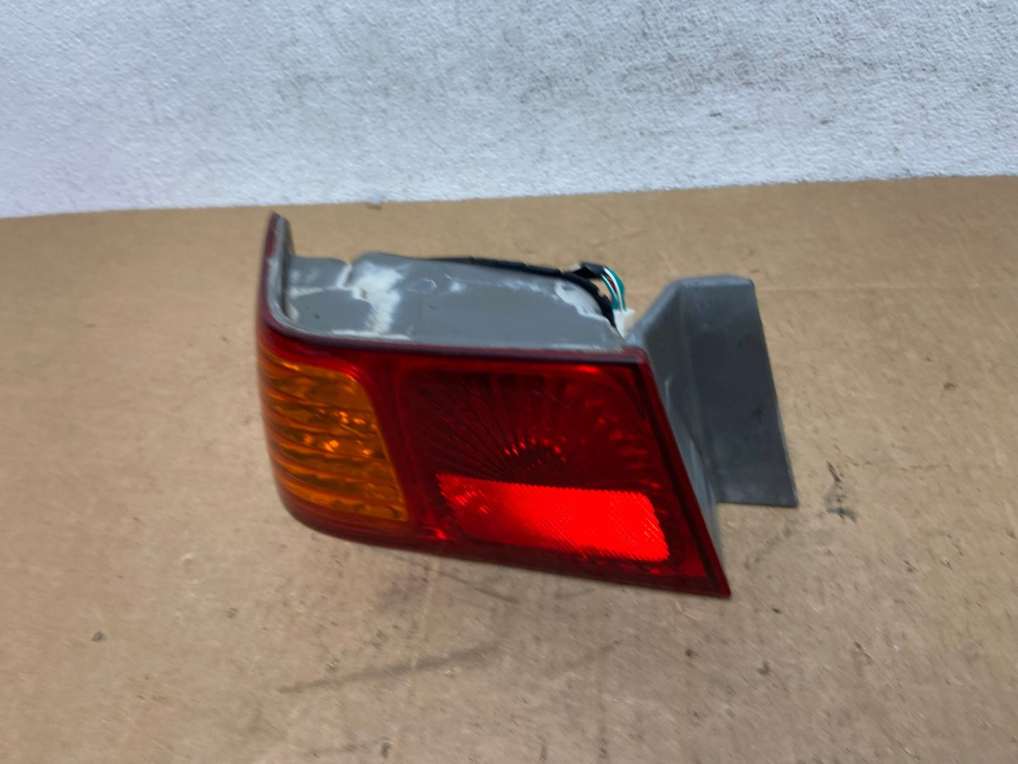 2000 to 2001 Toyota Camry Tail Light Left Driver Lh Side AD6274 LK1