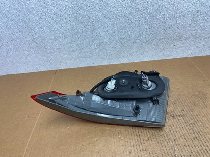2009 to 2012 Toyota Venza Right Passenger RH Side Inner Tail Light AE0365 DG5