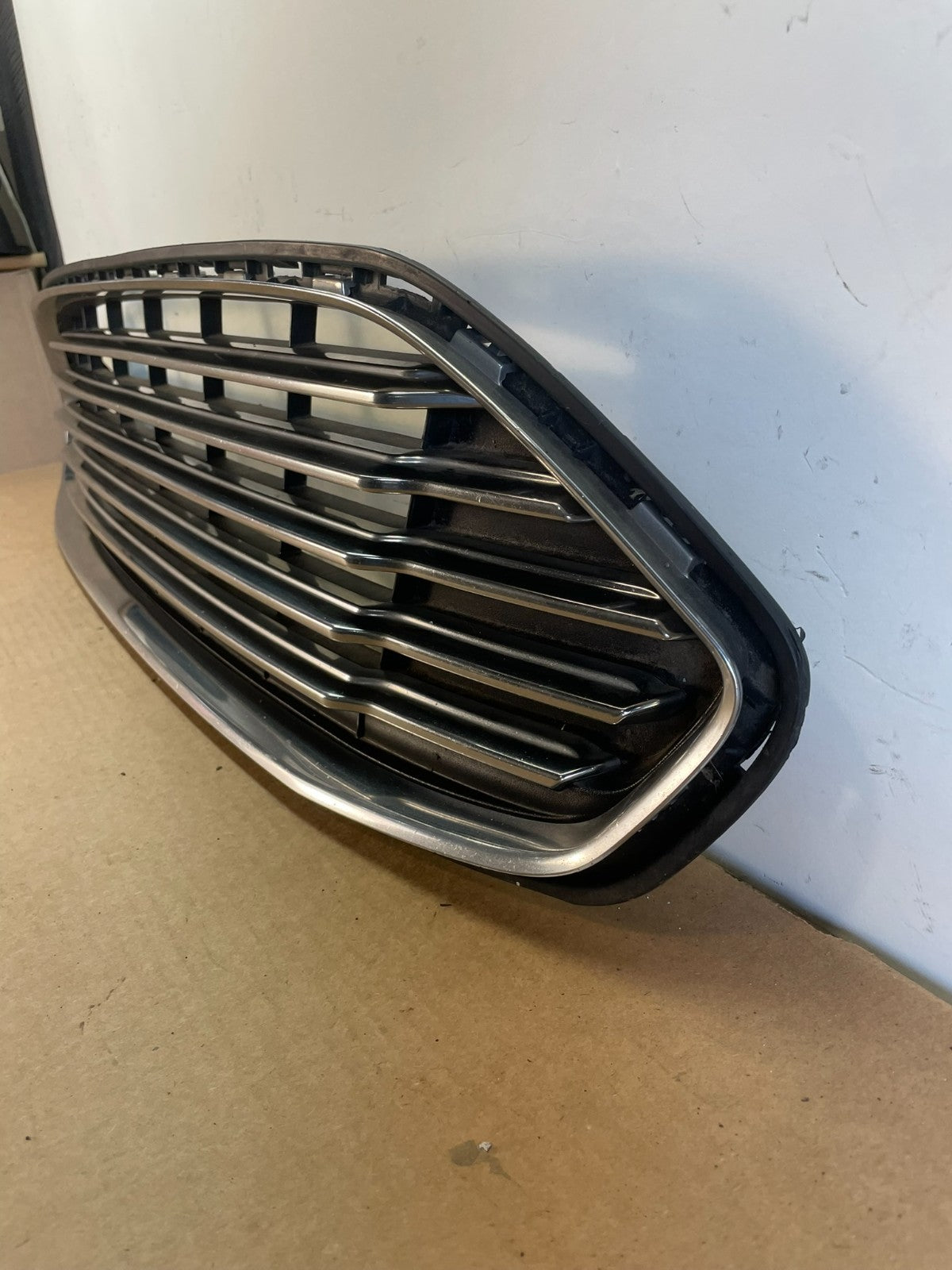 2013 to 2016 Ford Fusion Front Upper Grille Chrome Grill Bumper af8698 DG1