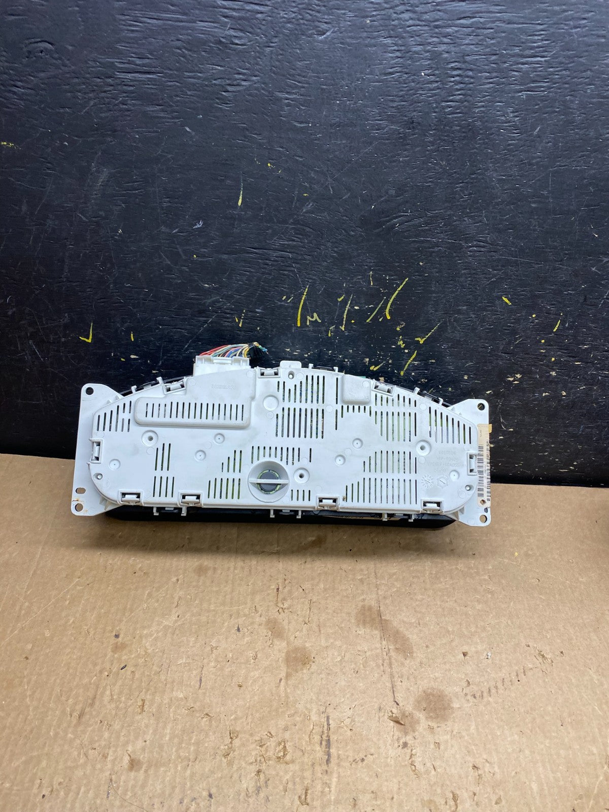 2006-2007 Nissan Pathfinder Xterra Cluster Speedometer Instrument OEM Z4548 DG3
