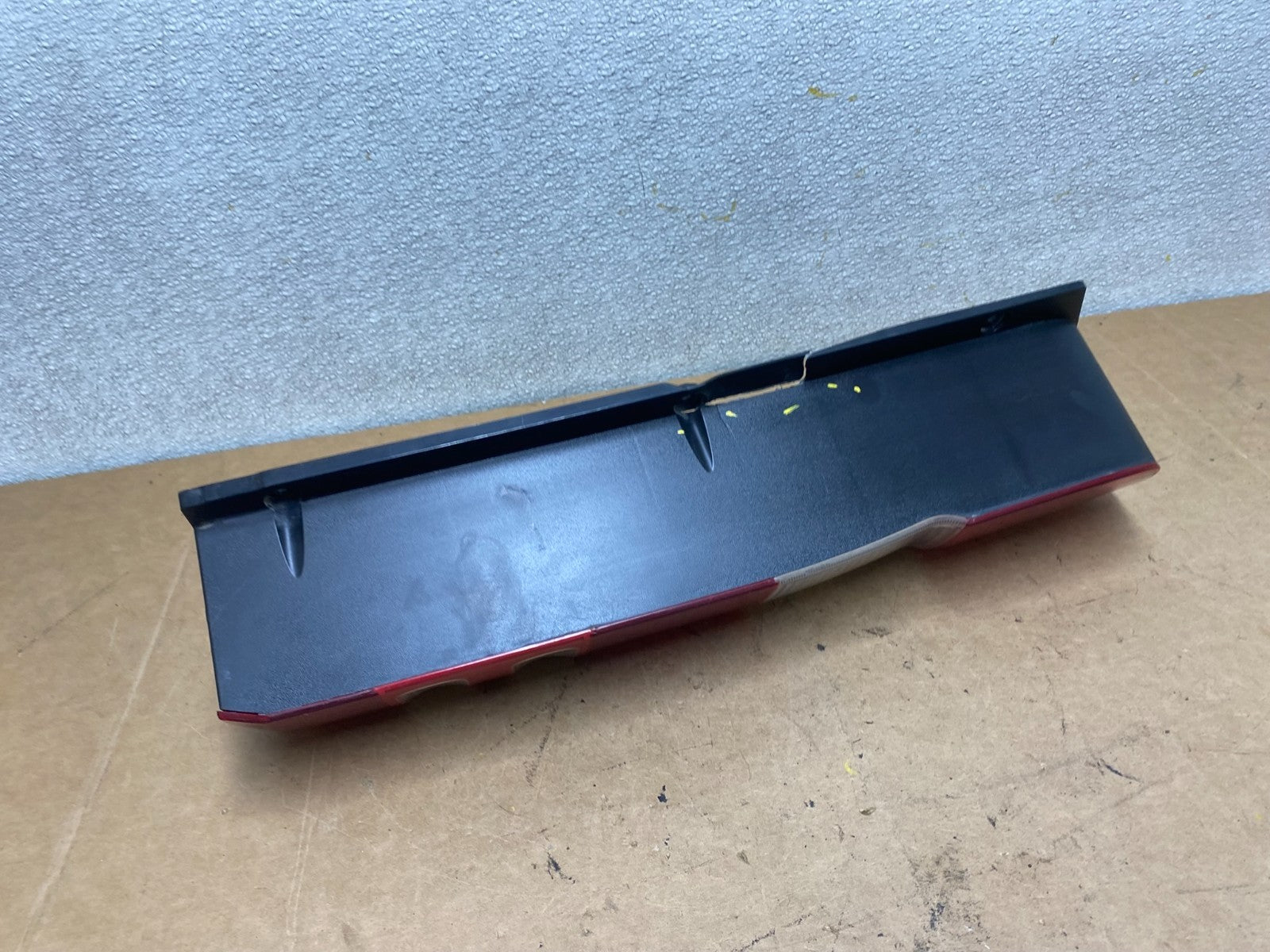 2010-2018 Mercedes Sprinter Right Passenger Rh Tail Light X4922 DW6