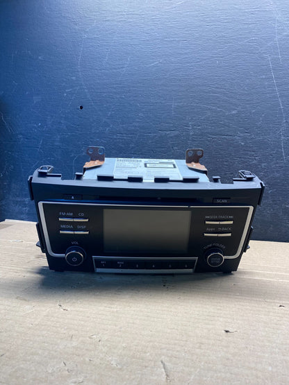 2016 2017 Nissan Altima Radio Screen Receiver AM-FM CD Player af0061 DG0