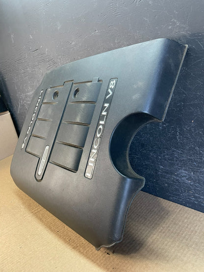 2002 to 2004 Lincoln Navigator 5.4L V8 Engine Motor Cover AF3670 DG1