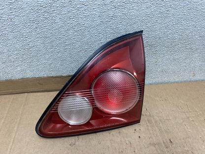 1999 - 2001 Lexus RX300 Right Passenger Side Rear Inner Tail Light Oem U8190 DW0