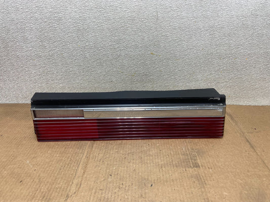 1982-1983 Chrysler Lebaron Right Passenger Rh Side Tail Light OEM AA6258 DW0