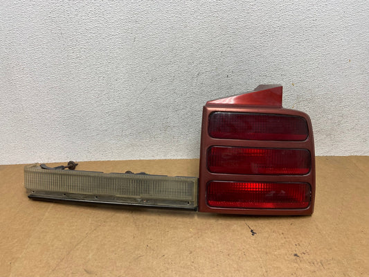 1991-1996 Oldsmobile Cutlass Ciera Right Passsenger Tail Light AE3206 LK0