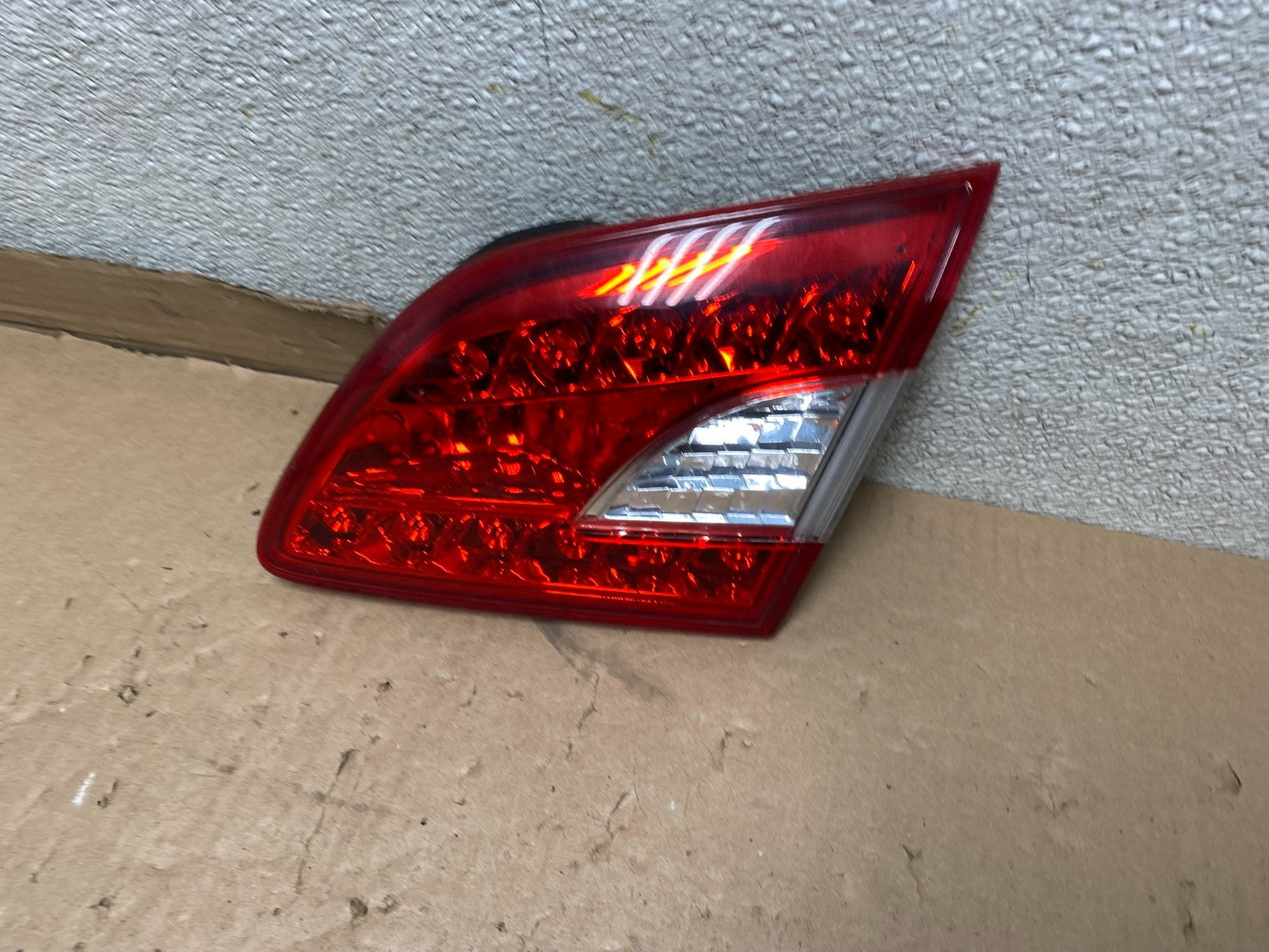 2013 2014 2015 Nissan Sentra Led Right Passenger Inner Tail Light U8610 DW1