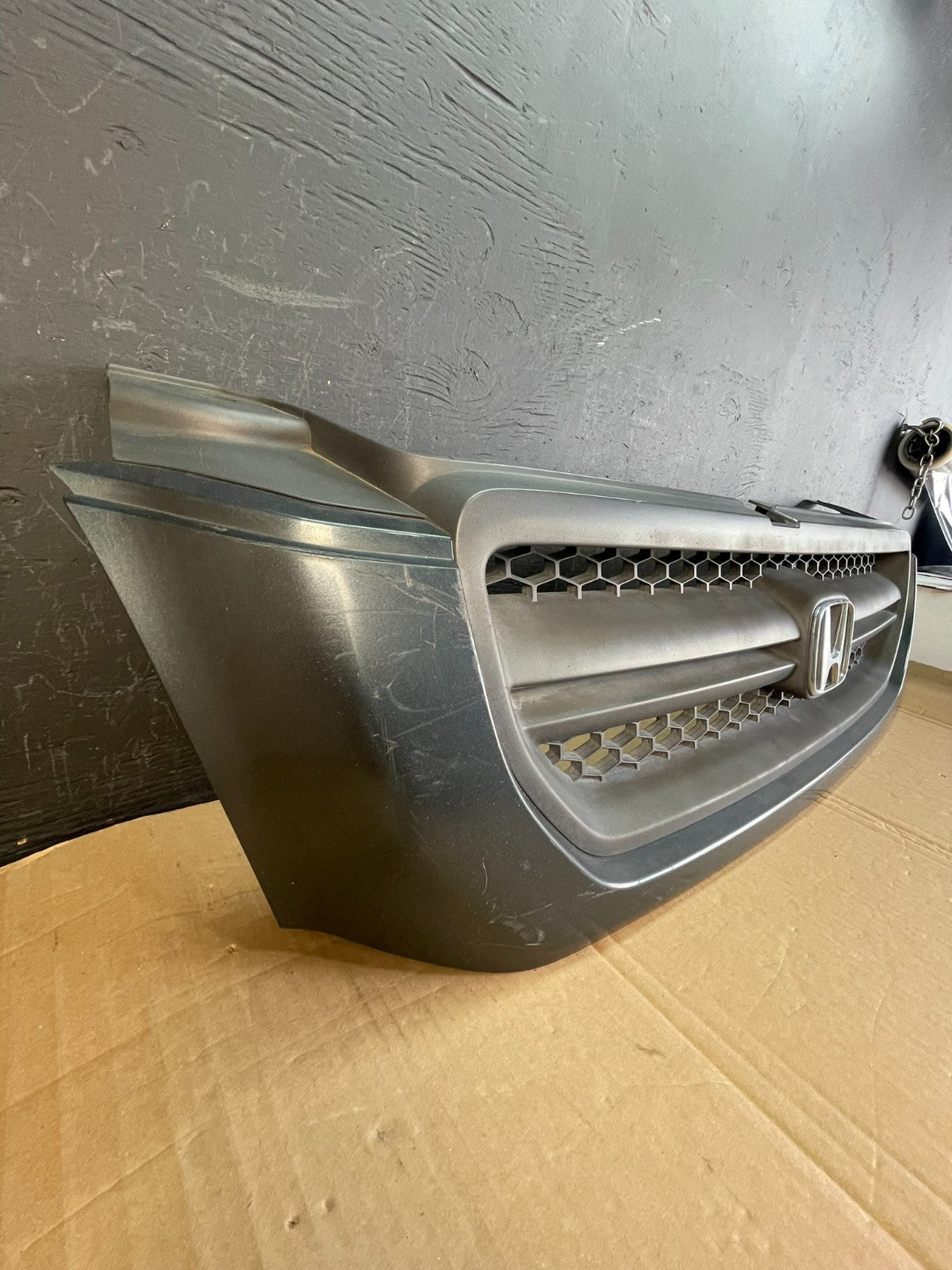 2003 2004 2005 Honda Pilot Front Upper Grill Grille AC5322 DG1
