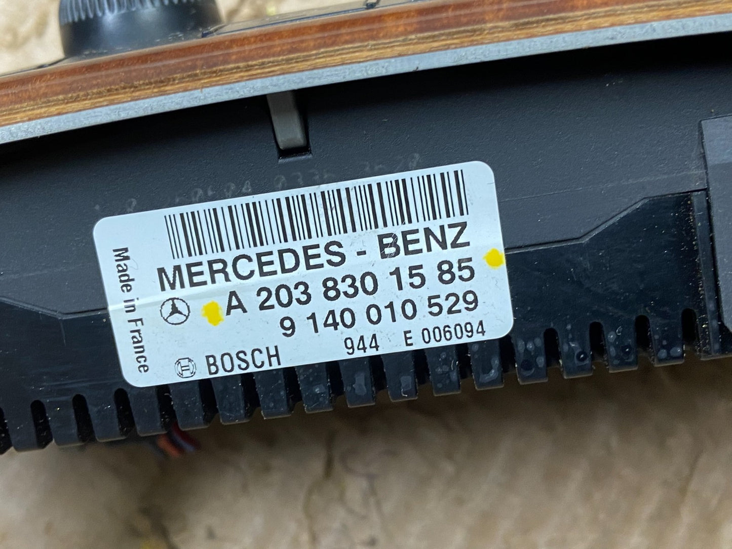 2005-2009 Mercedes W203 C230 C240 A/C Heater Climate Control Trim OEM W1961 DG5