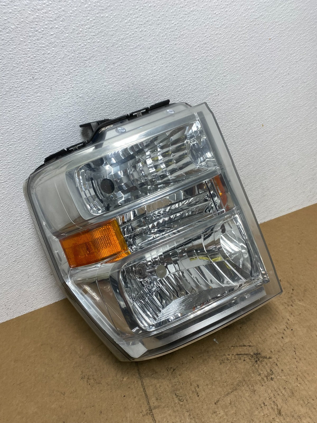 2008-2014 Ford Econoline E150 E250 E350 Right Passenger Headlight Oem AC3426 DW2