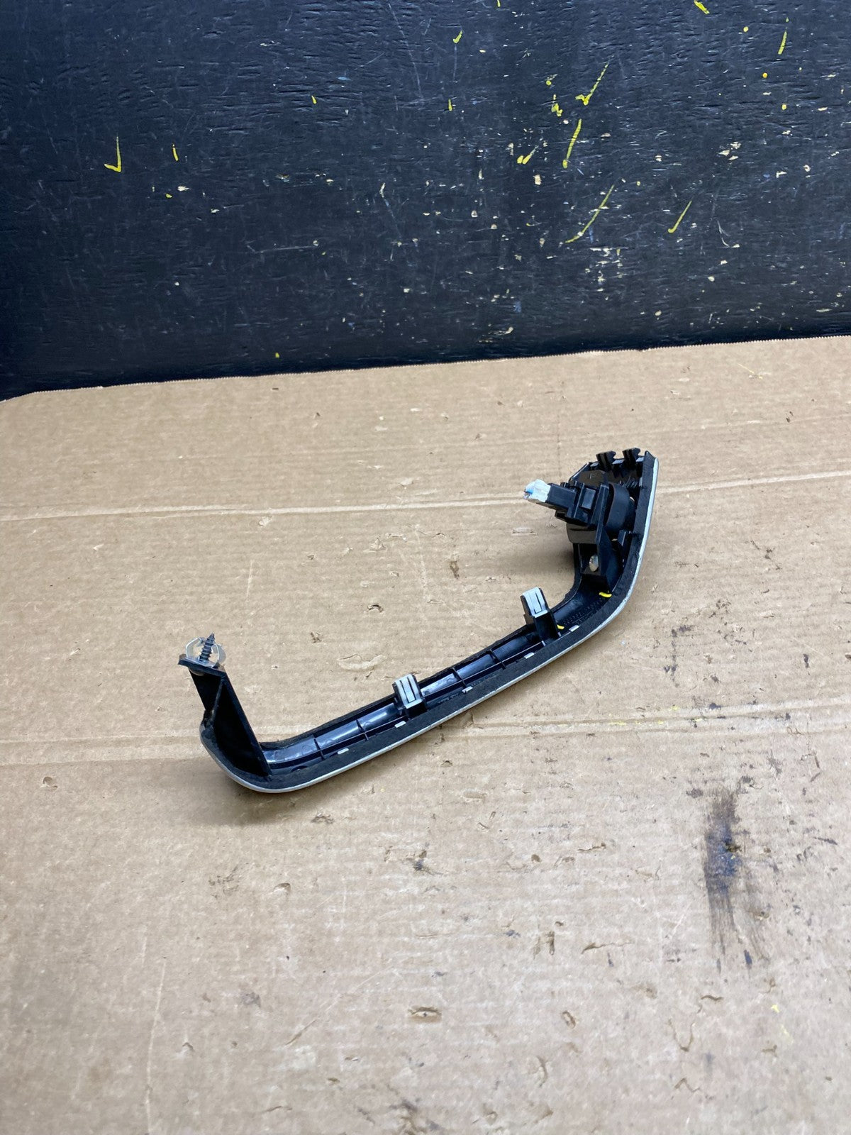 2009-2010 Nissan Murano Dash Trim Panel With Hazard Buttom Switch OEM W9496  DG3