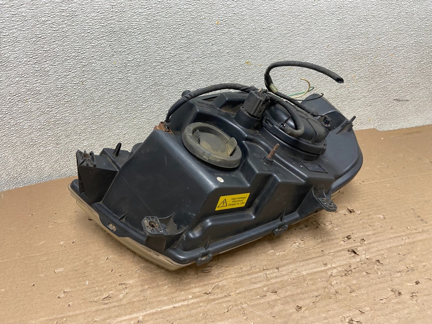 Xenon 2003-2006 Lincoln Navigator Left Driver Side Headlight OEM AB1608 DW5
