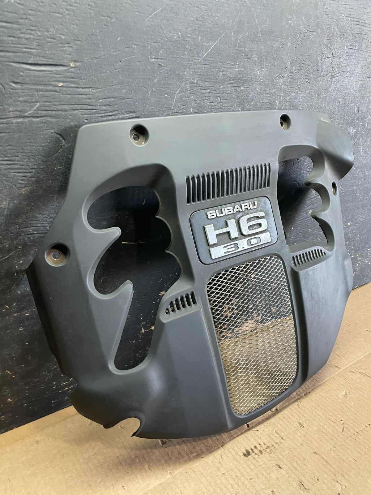 2000 to 2004 Subaru Legacy Outback 3.0L Engine Motor Cover aa6131 DG1