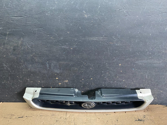 1996 Subaru Impreza Front Upper Grille Grill Q3383 DG0